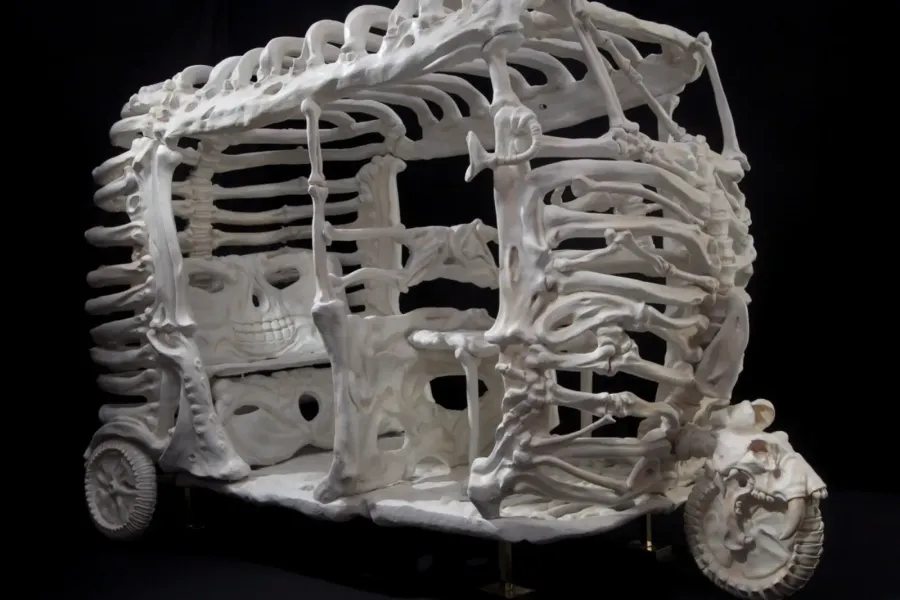 Autosaurus Tripous (Jitish Kallat)
