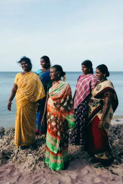 A Reading Path Down a Rabbit Hole: Seaweed Women of Rameshwaram